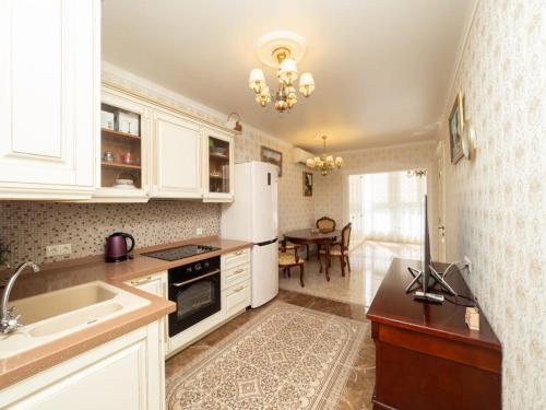 More Rooms Демократическая