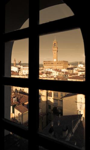 Hotel Torre Guelfa Palazzo Acciaiuoli Florence, Italy - book now