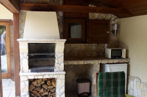 VILLA BARRACA - image 4