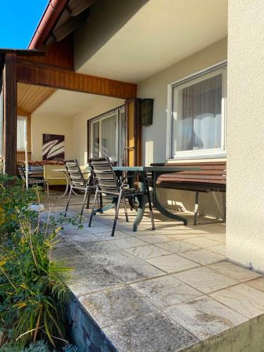 Erkély/terasz, Ferienwohnungen - Ferienhaus Dillingen an der Donau - einfache Monteursunterkunft in Dillingen an der Donau