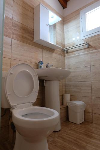 Double Room image 7