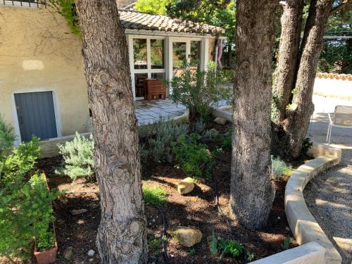 Ouchy Provence Dream Chalet 5-Star Single Room view