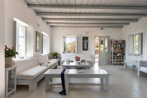 공용 라운지/TV 시청 구역, Notos Hotel Kardamili in 캄포스