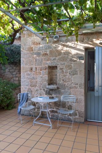 Notos Hotel - image 11