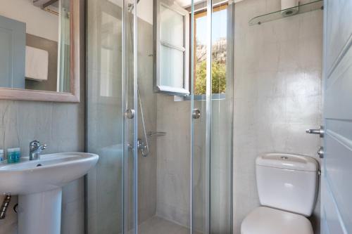 Notos Hotel - image 7