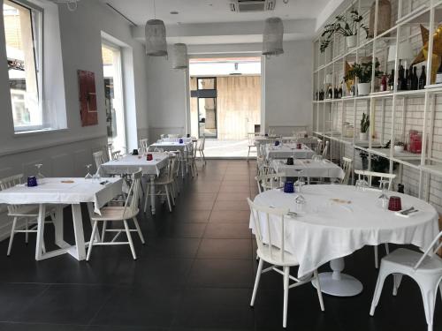 Acquapazza Restaurant & Room - image 13