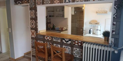 Ferienwohnung/Monteurwohnung am Badesee bei Kassel in 카셀