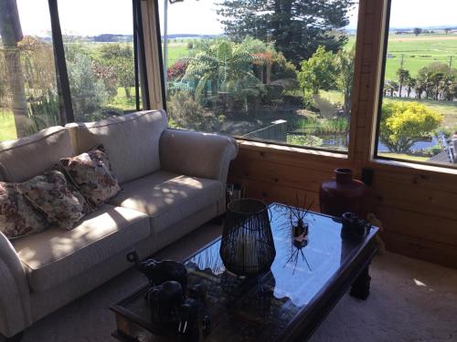 Norfolk Gardens Bed and Breakfast in Te Kopuru