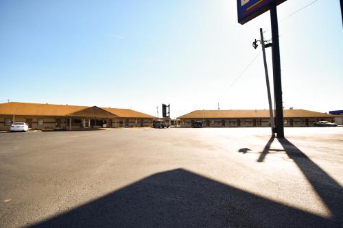 Economy Inn Beebe