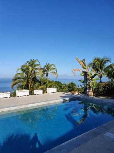 مسبح, Jolie Maison Vue Ocean et Moorea in بوناويا