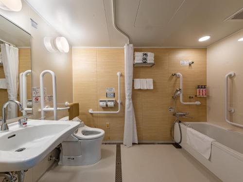 room detail thumbnail 2