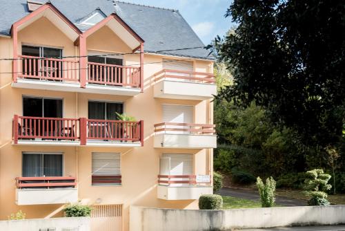 Duplex familial de charme en bord de mer - image 10