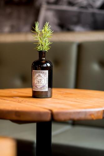 Adler Hotel & Pub
