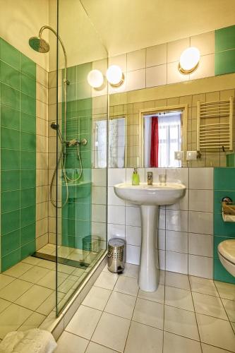 Stare Kino Cinema Residence - image 13