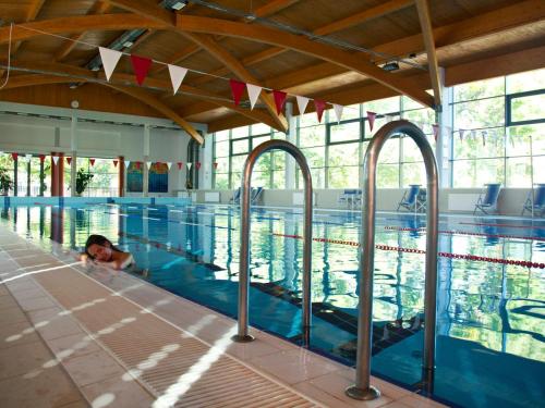 Swimming pool, Palma Apartmanok Szallashely Szazhalombatta 5a in Százhalombatta