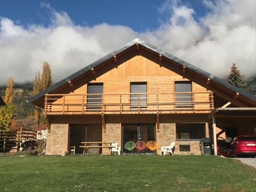 CHALET DAVIS gîte à louer Tournoux