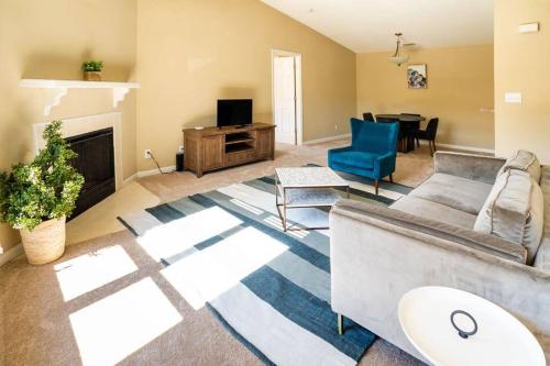 Viagem - Charlotte - Comfy 2BR W/Gym+Parking