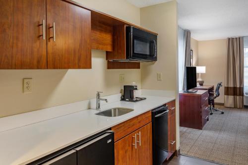 ห้องครัว, Comfort Inn Danvers - Boston North Shore in เดนเวอร์ (MA)
