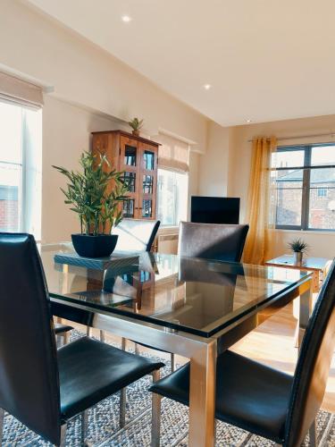 Apartment 11 Popeshead Court 5