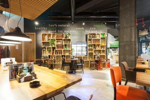 Étterem, Kombinat Rooms City Center in Újvidék