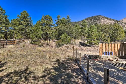 Flagstaff Home with On-Site Trails, 3 Mi to Dtwn!