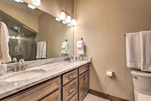 Sleek Silverthorne Abode with Deck and BBQ!