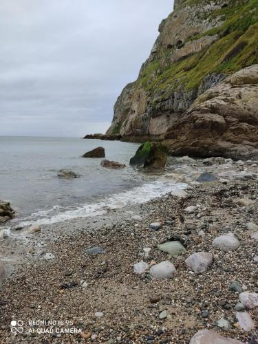 TREVONE, Llandudno