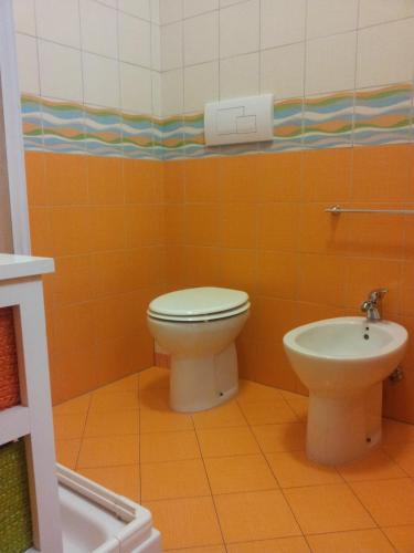 Double or Twin Room image 6
