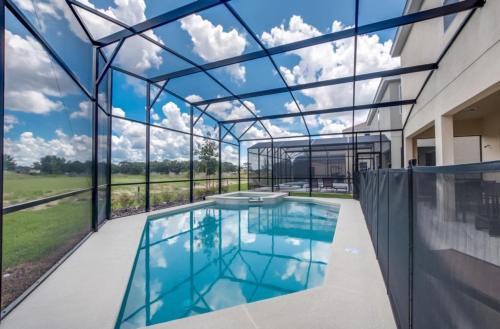 Near Disney World Luxury Water Resort - Large Pool Homes Just 7 Miles To Disney - image 9