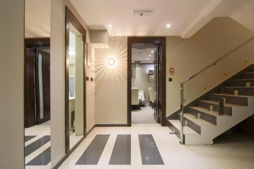 مطعم, Hotel Viva in كراجوجفاك