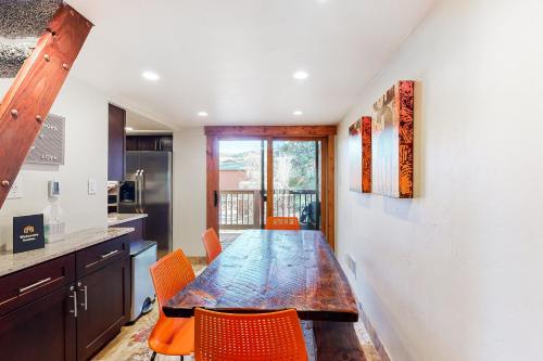 Pitkin Townhome B1 - image 3