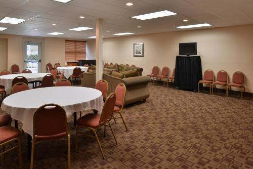 Holiday Inn Martinsburg