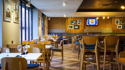 Holiday Inn Taunton M5 Jct25 an IHG Hotel - image 9