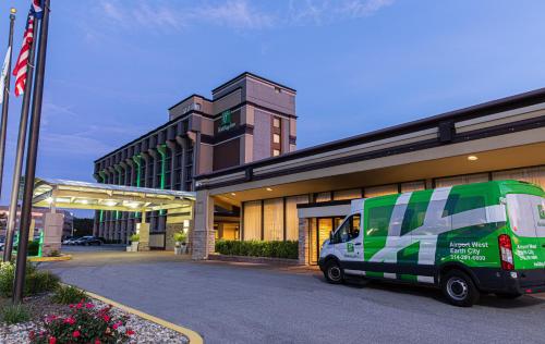 홀리데이 인 세인트루이스 공항 서부-어스 시티 바이 IHG - 숙소 외관
