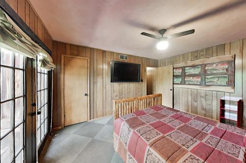 Lucky Goat House - Retreat Near Lake & Activities cabin - image 6