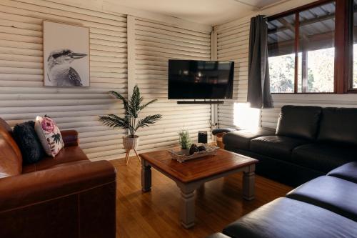 ผับ/เลาจน์, Palmers Lane Estate in รอธบิวรี