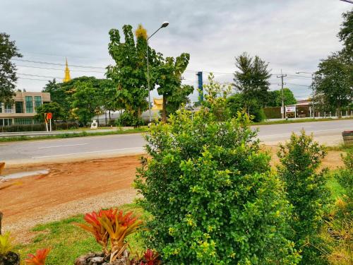 อาร์ทู R2 RongKhun in แม่ลาว