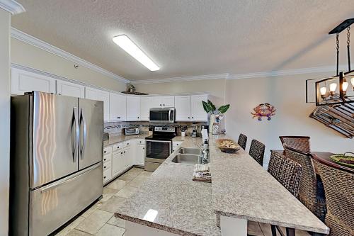 Beachfront Getaway with Pools Spa & Spacious Balcony condo - image 5
