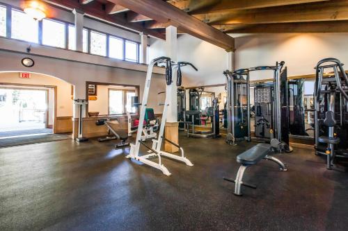 Walk to Northstar! Aspen Grove Condo with Balcony home - main image