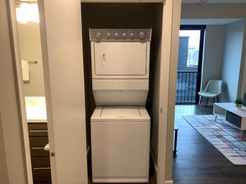 Sleepover Premier Downtown Des Moines Apartments detail