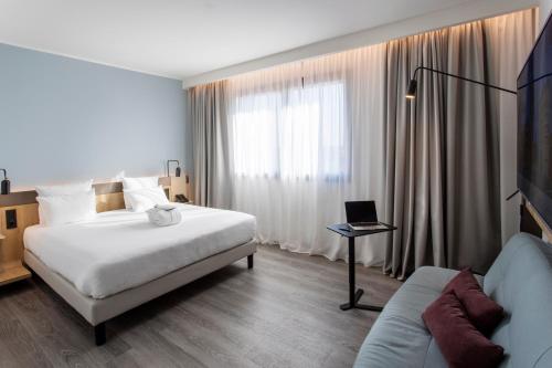 Létesítmények, Novotel Parma Centro in Parma