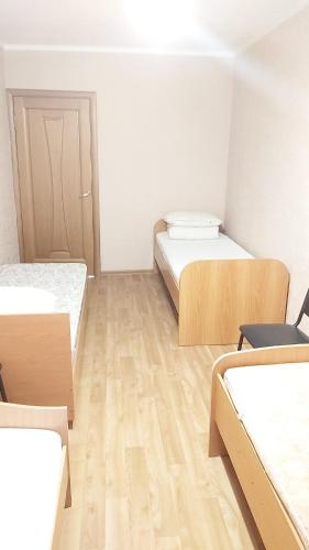 Apartment on Airport Street - image 9