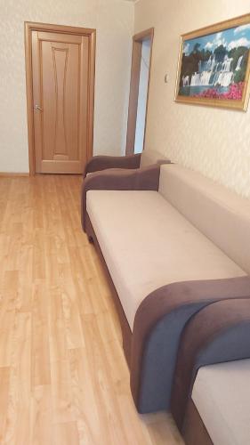 Apartment on Airport Street - image 3