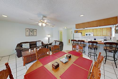 New Listing! Casa De La Isla with Private Pool condo - image 2