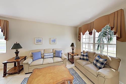 Windsor Hills Oasis - Private Pool Spa & Game Room home - image 2