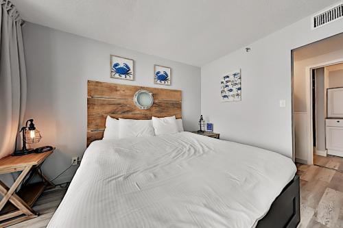 Bayside at Penthouse with Views & Pools condo - image 8