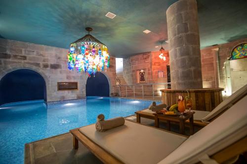 Imperial Cave Hotel
