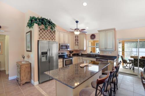 Villa Paradise – Cape Coral, FL