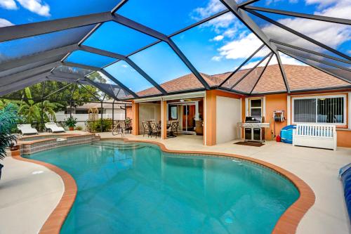 Villa Paradise – Cape Coral, FL