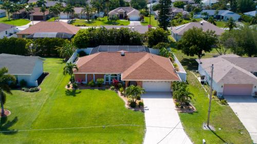 Villa Paradise – Cape Coral, FL